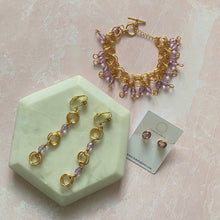Load image into Gallery viewer, The Kiere Earrings in Lilac
